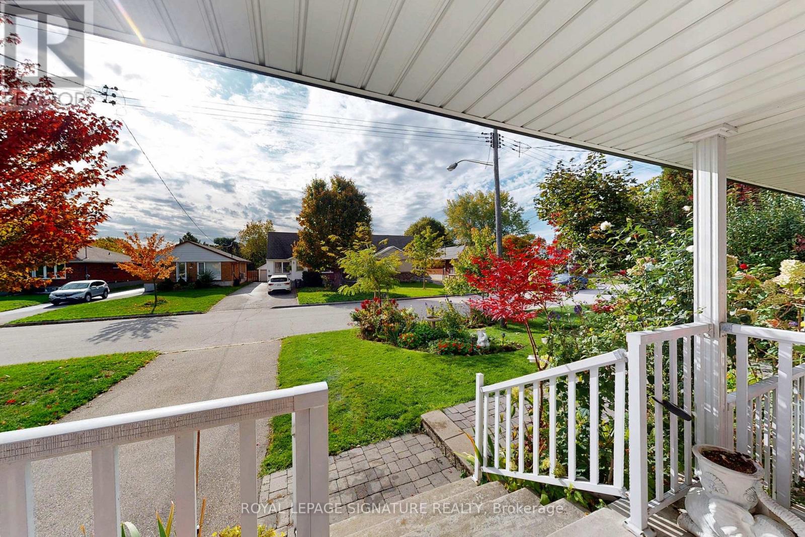 68 Christina Crescent, Toronto, Ontario  M1R 4H8 - Photo 6 - E12966176