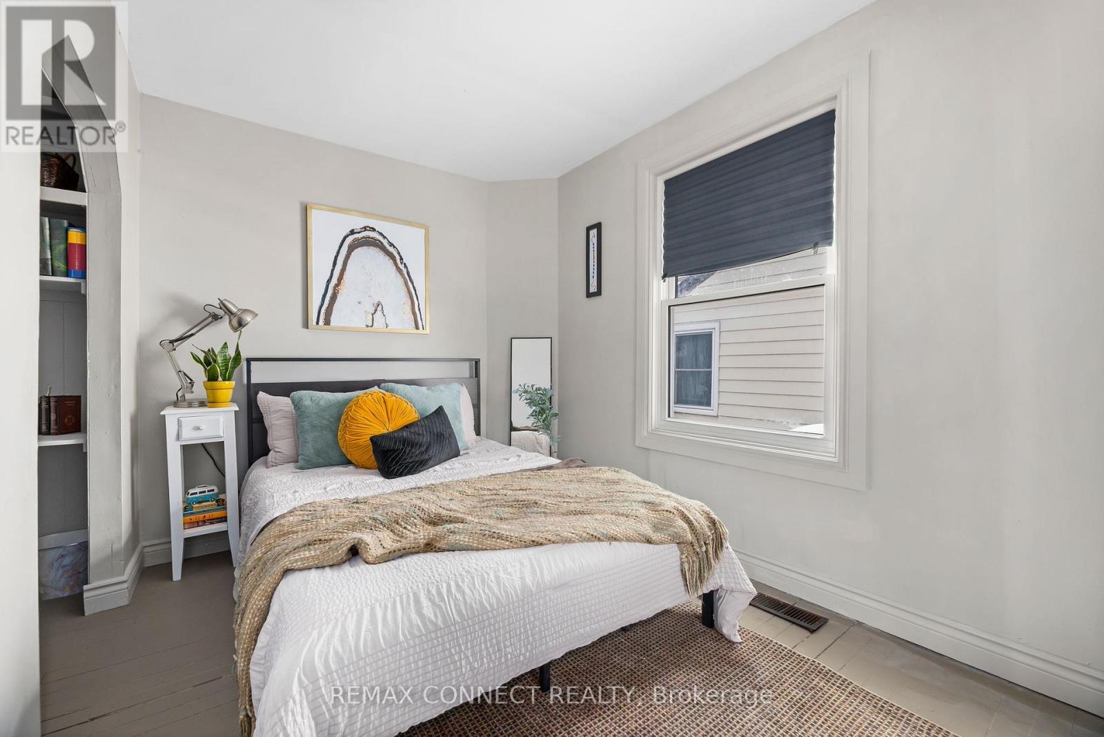 19 Ontario Street, Ajax, Ontario  L1S 1T4 - Photo 5 - E12966324