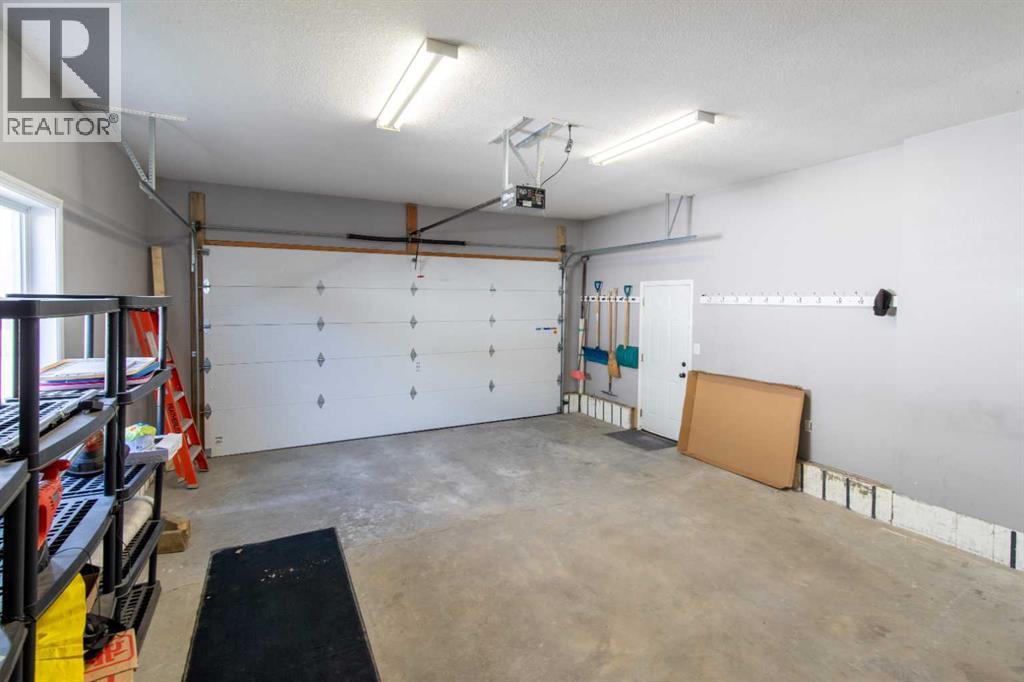 628 Maple Place, Picture Butte, Alberta  T0K 1V0 - Photo 22 - A2298555