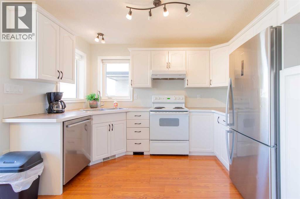 628 Maple Place, Picture Butte, Alberta  T0K 1V0 - Photo 8 - A2298555