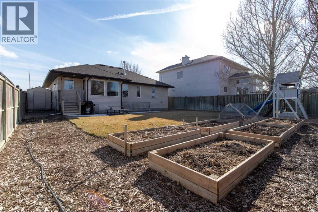 628 Maple Place, Picture Butte, Alberta  T0K 1V0 - Photo 41 - A2298555