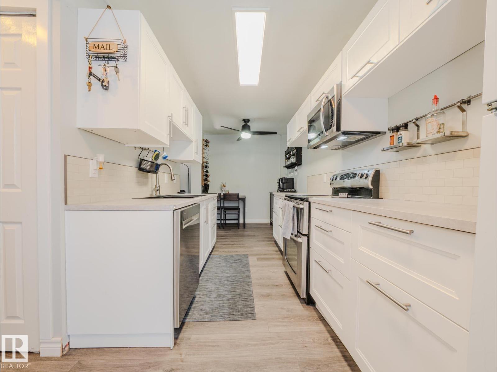 21f Callingwood Co Nw, Edmonton, Alberta  T5T 0H5 - Photo 7 - E4480905