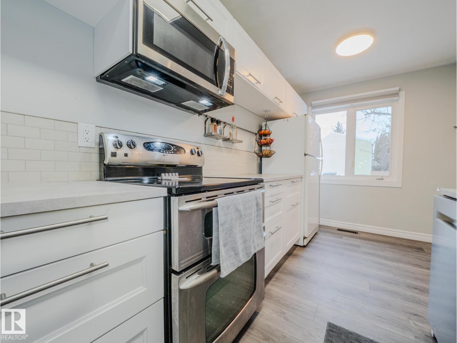 21f Callingwood Co Nw, Edmonton, Alberta  T5T 0H5 - Photo 4 - E4480905