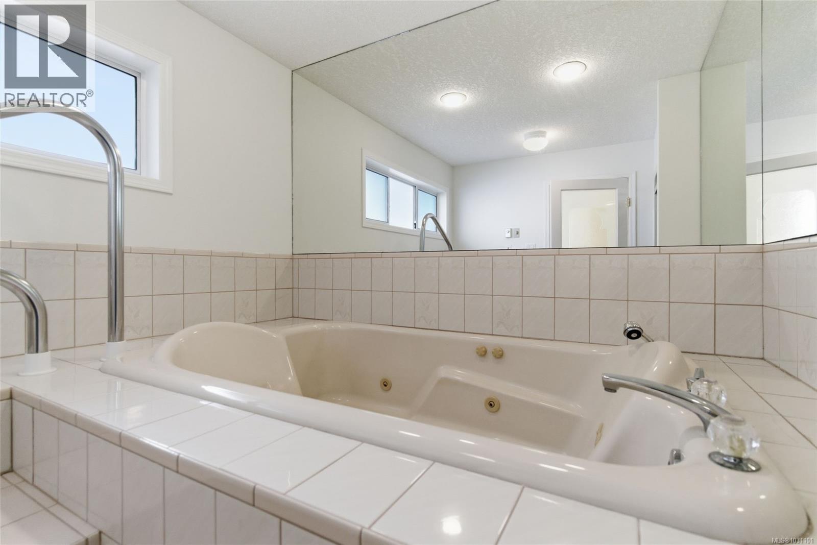 576 Dalmatian Dr, Parksville, British Columbia  V9P 1Y4 - Photo 27 - 1031101