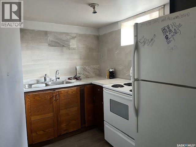 1609 Garnet Street, Regina, Saskatchewan  S4T 2Z1 - Photo 5 - SK032204