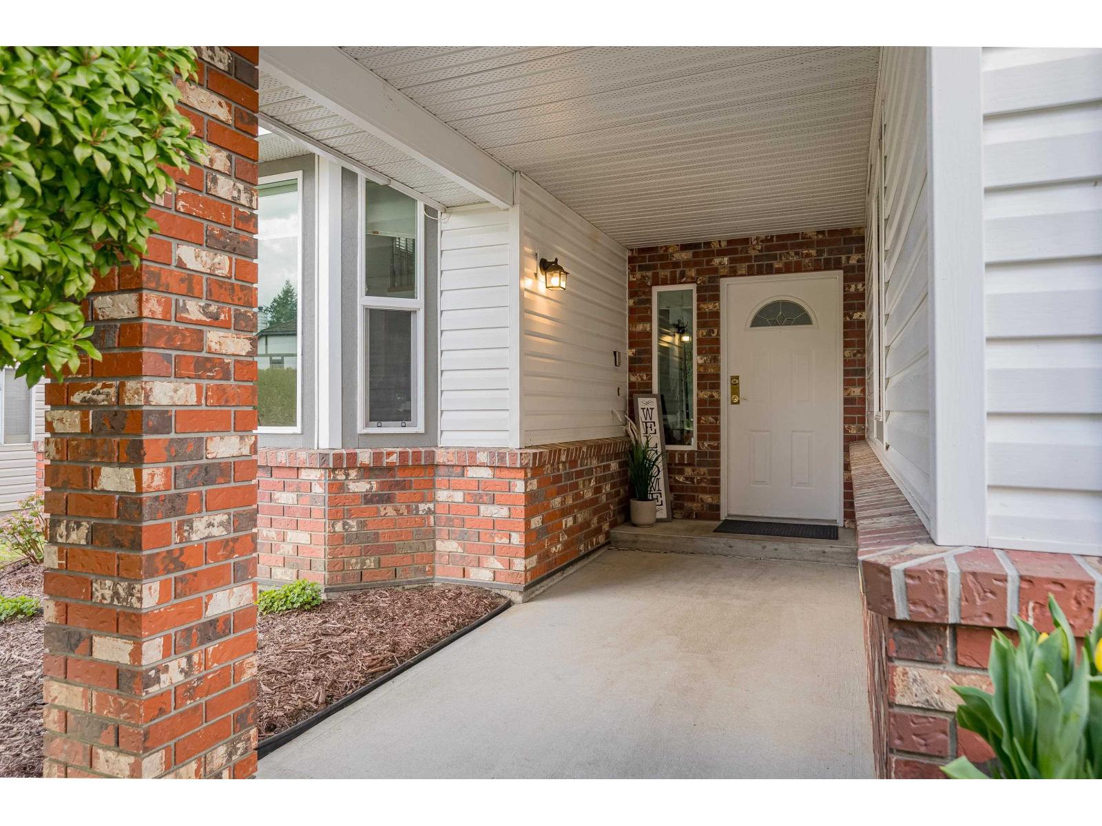 20554 94b Avenue, Langley, British Columbia V1M 1H9 - Photo 4 - R3107254