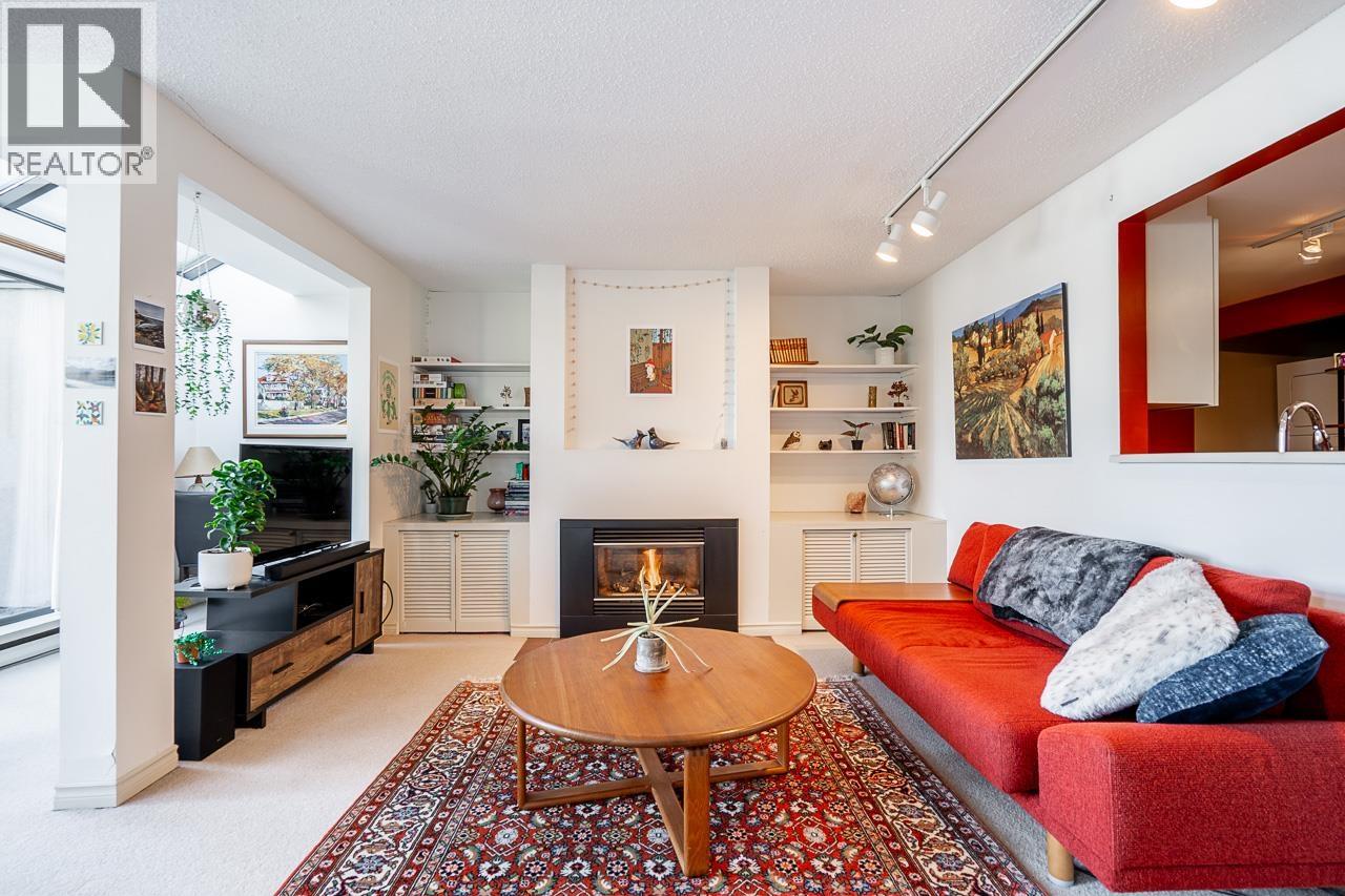 836 Millbank, Vancouver, British Columbia V5Z 3Z4 - Photo 5 - R3107327