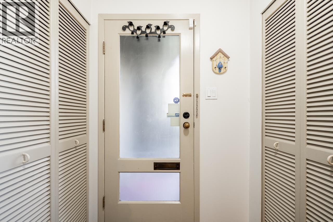 836 Millbank, Vancouver, British Columbia V5Z 3Z4 - Photo 4 - R3107327