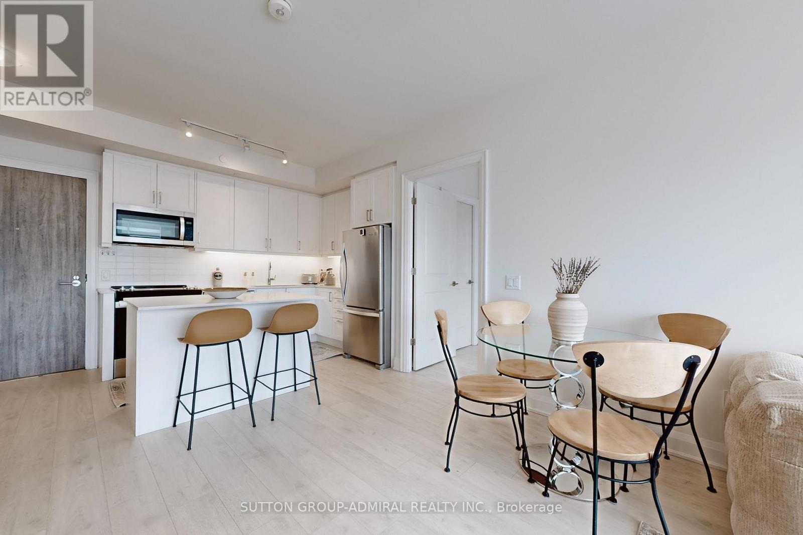 706 - 20 Gatineau Drive, Vaughan, Ontario  L4J 0L2 - Photo 10 - N12966206