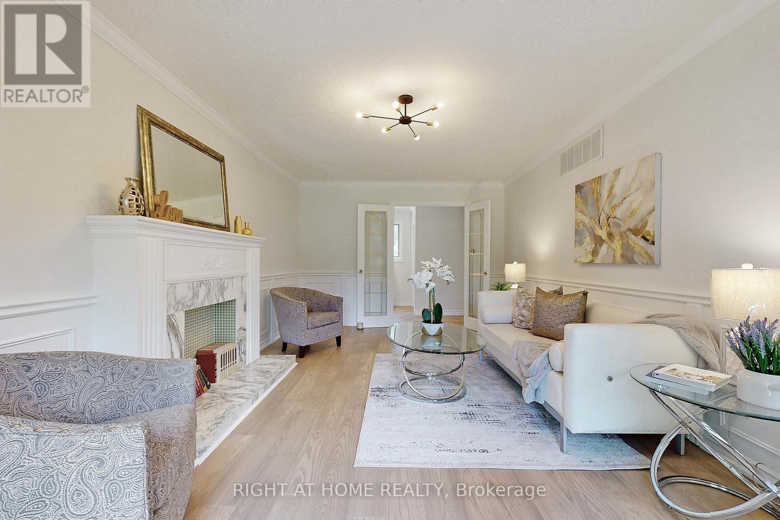 350 Sunset Beach Road, Richmond Hill, Ontario  L4E 3H9 - Photo 12 - N12966312