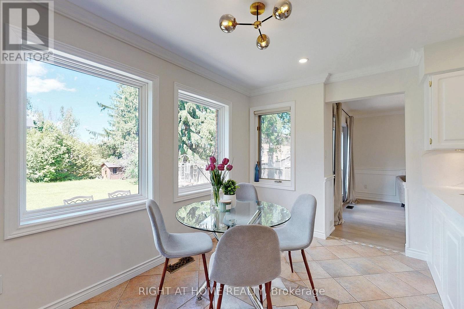 350 Sunset Beach Road, Richmond Hill, Ontario  L4E 3H9 - Photo 18 - N12966312