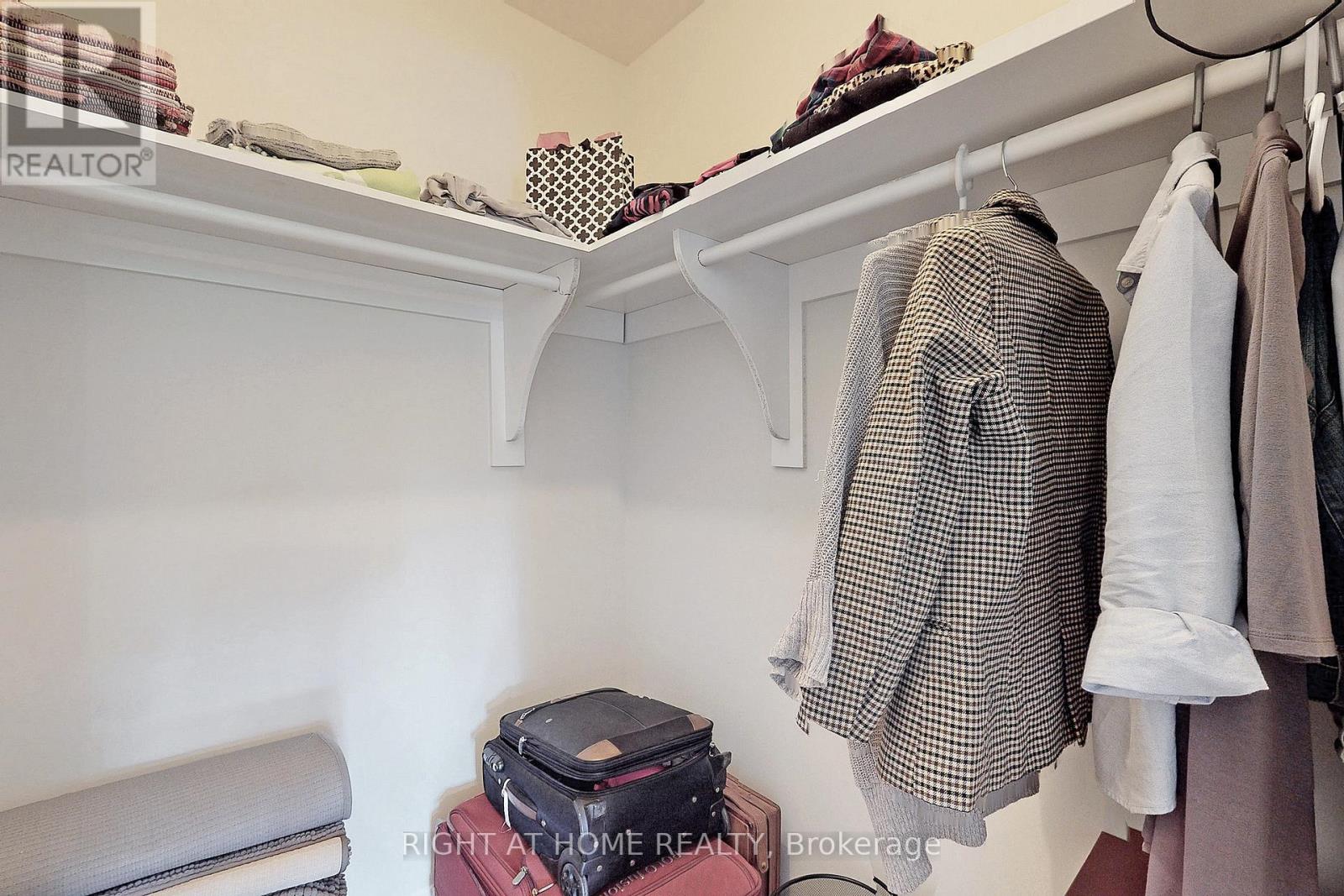 350 Sunset Beach Road, Richmond Hill, Ontario  L4E 3H9 - Photo 29 - N12966312