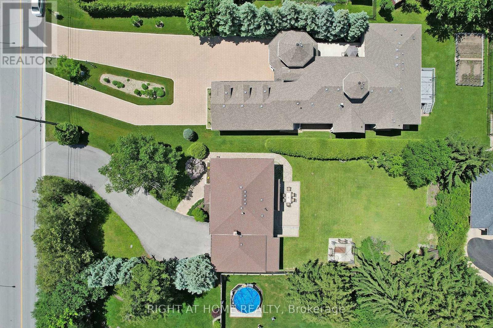 350 Sunset Beach Road, Richmond Hill, Ontario  L4E 3H9 - Photo 46 - N12966312