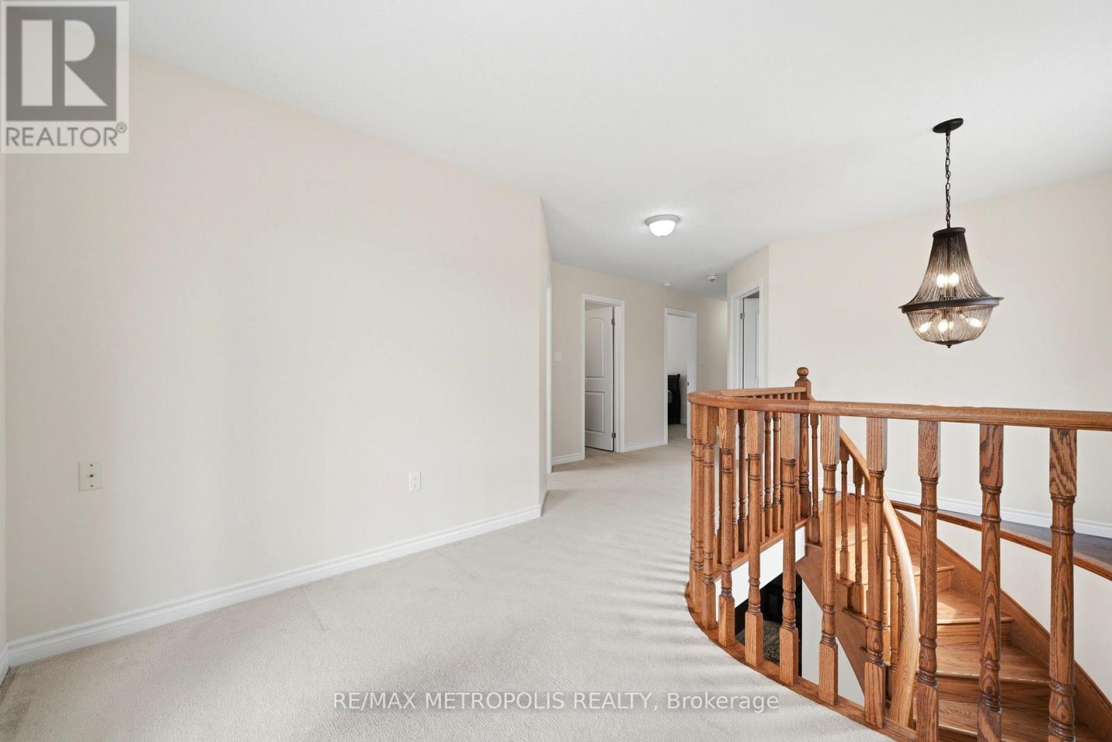 24 Bamburg Street, Georgina, Ontario  L0E 1R0 - Photo 19 - N12966320