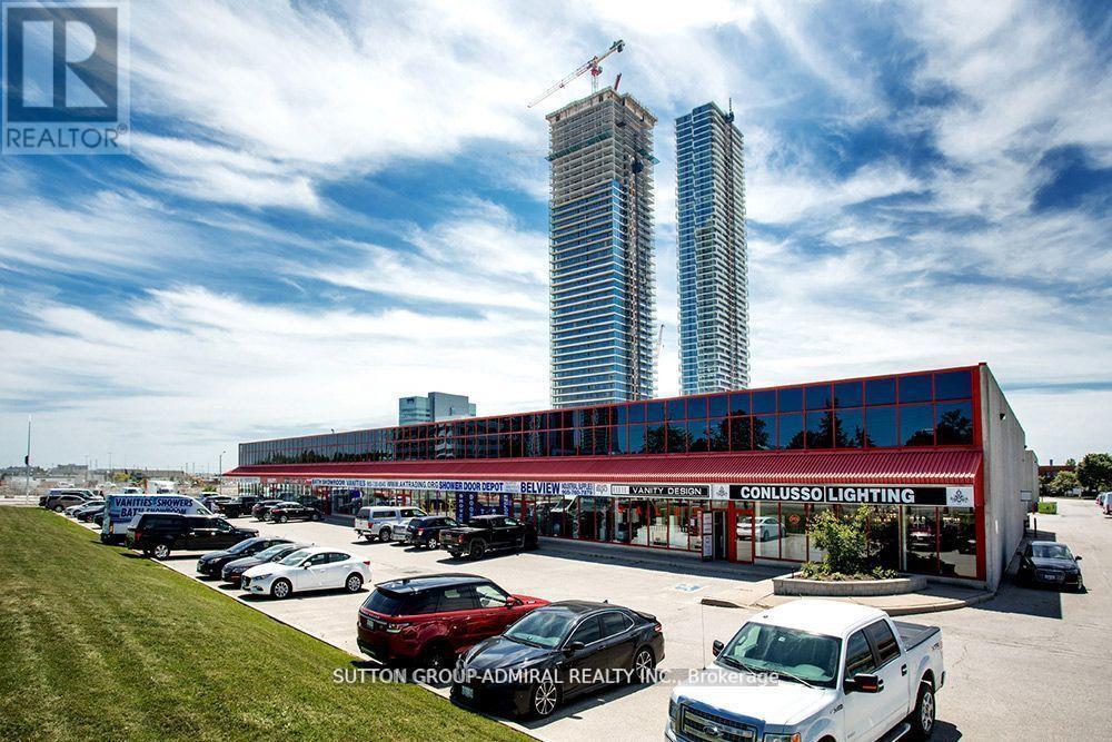 17 - 201 MILLWAY AVENUE, Vaughan, Ontario