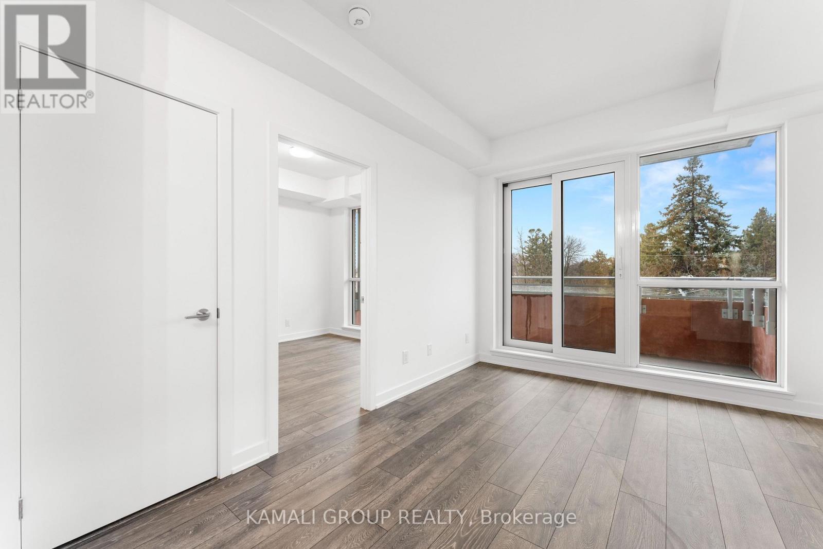 213 - 8888 Yonge Street, Richmond Hill, Ontario  L4C 5V6 - Photo 6 - N12966410