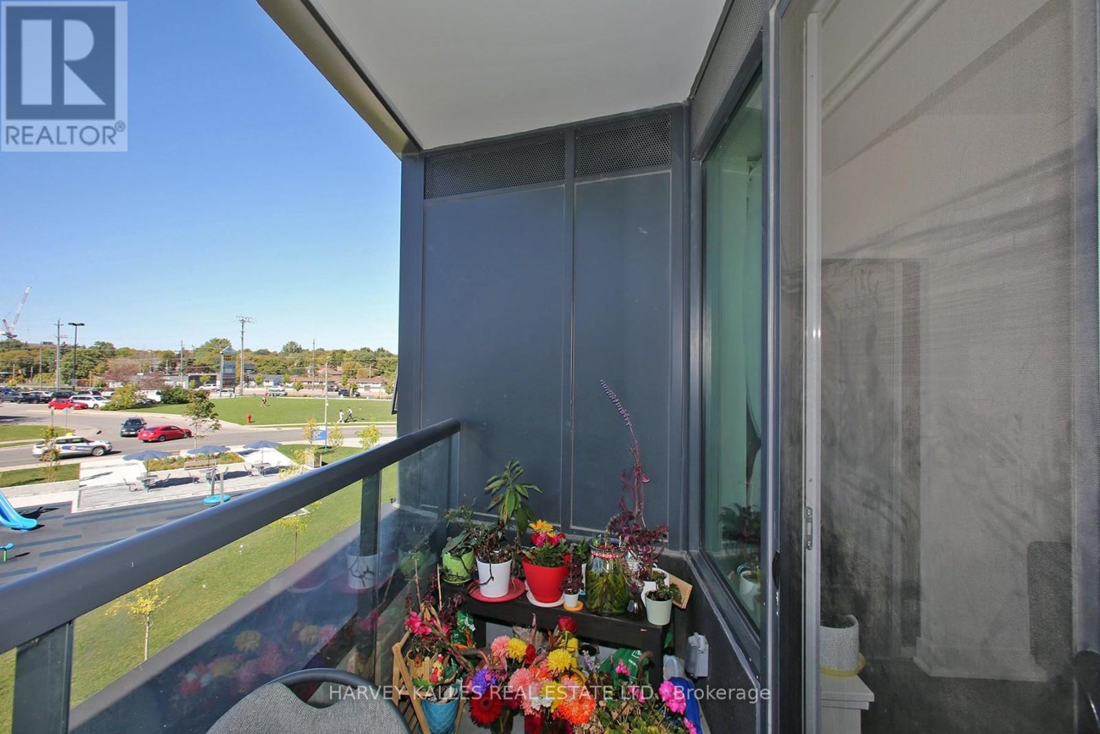 305 - 185 Deerfield Road, Newmarket, Ontario  L3Y 0G7 - Photo 13 - N12966464