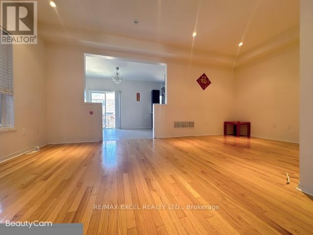 376 Caboto Trail, Markham, Ontario  L3R 5G6 - Photo 3 - N12966472