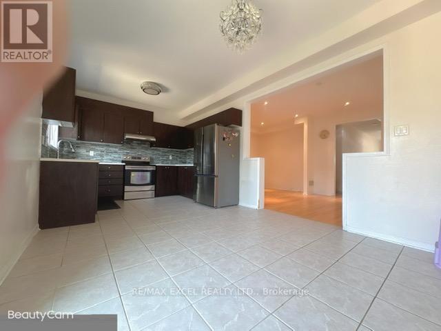 376 Caboto Trail, Markham, Ontario  L3R 5G6 - Photo 5 - N12966472