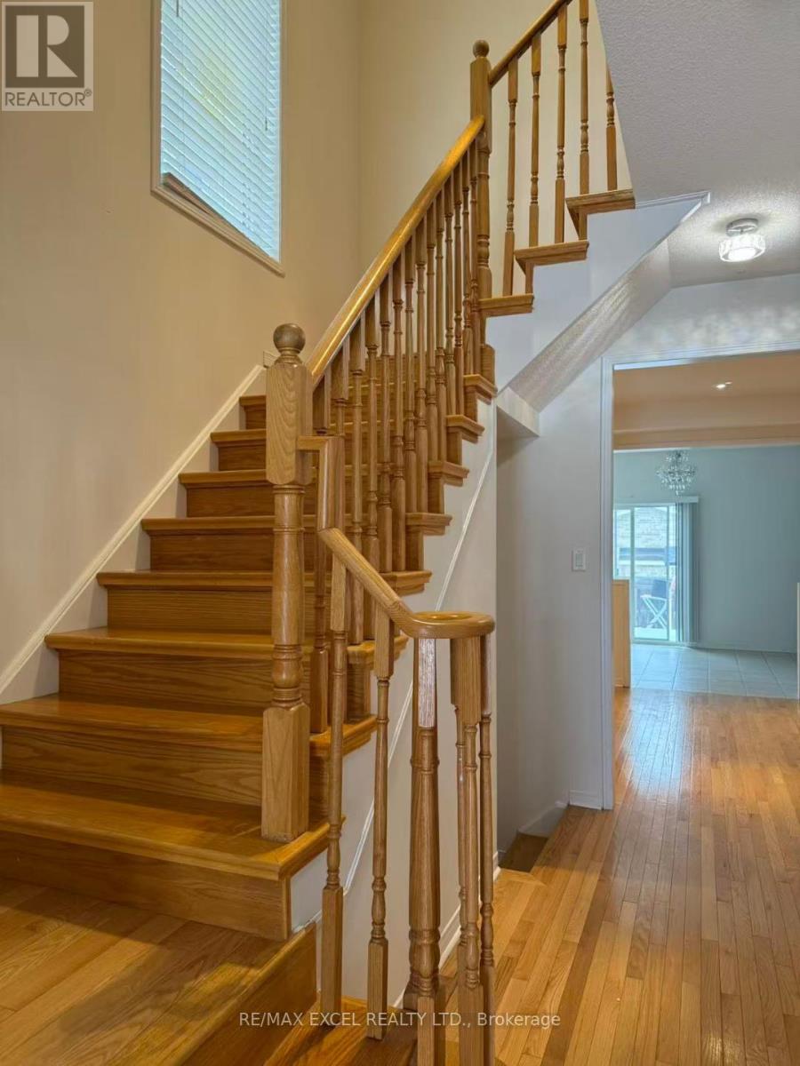 376 Caboto Trail, Markham, Ontario  L3R 5G6 - Photo 9 - N12966472