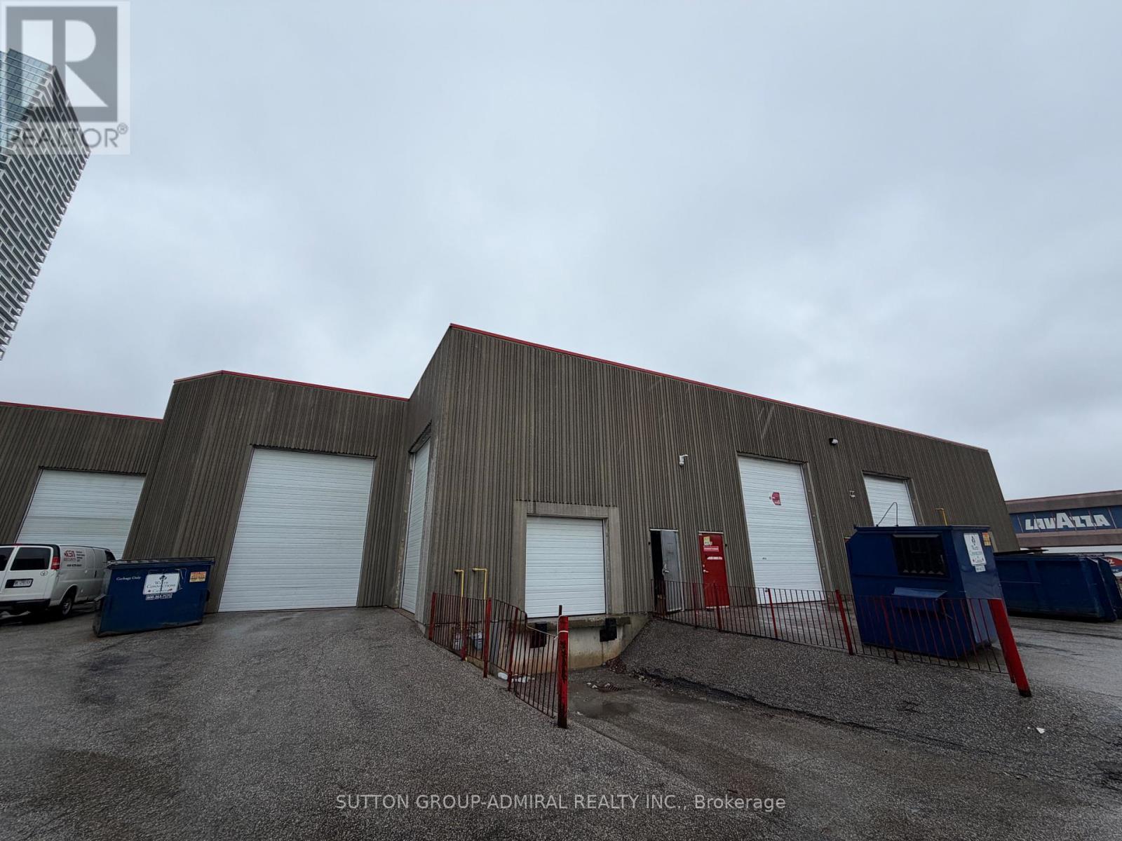 24 & 25 - 201 Millway Avenue, Vaughan, Ontario  L4K 5K8 - Photo 21 - N12966492