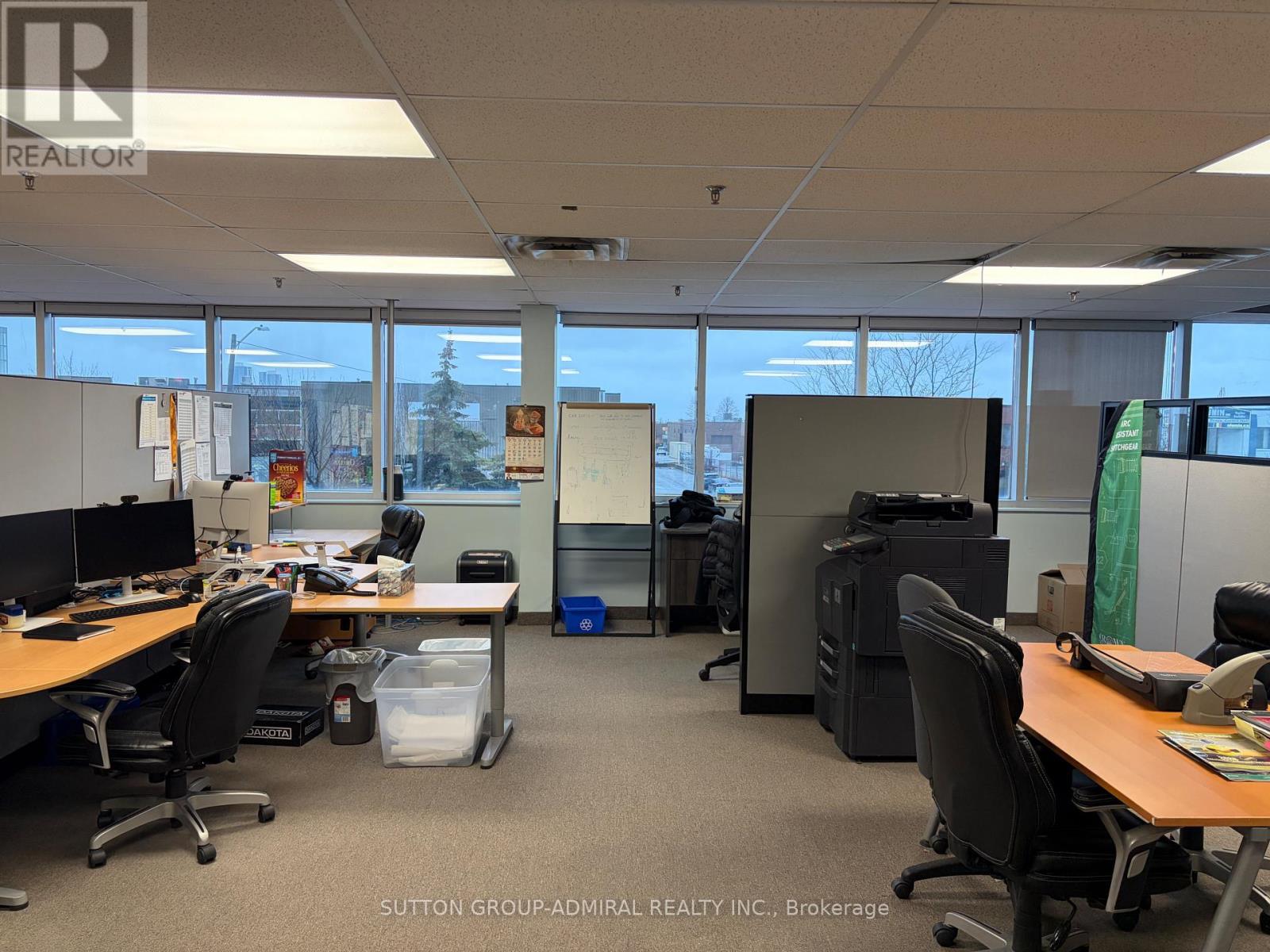 24 & 25 - 201 Millway Avenue, Vaughan, Ontario  L4K 5K8 - Photo 9 - N12966492