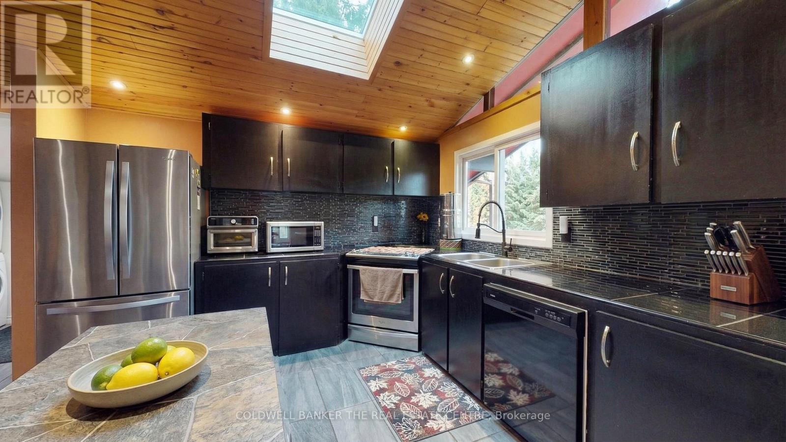 2562 Norton Road, Severn, Ontario  L0K 2B0 - Photo 10 - S12966230