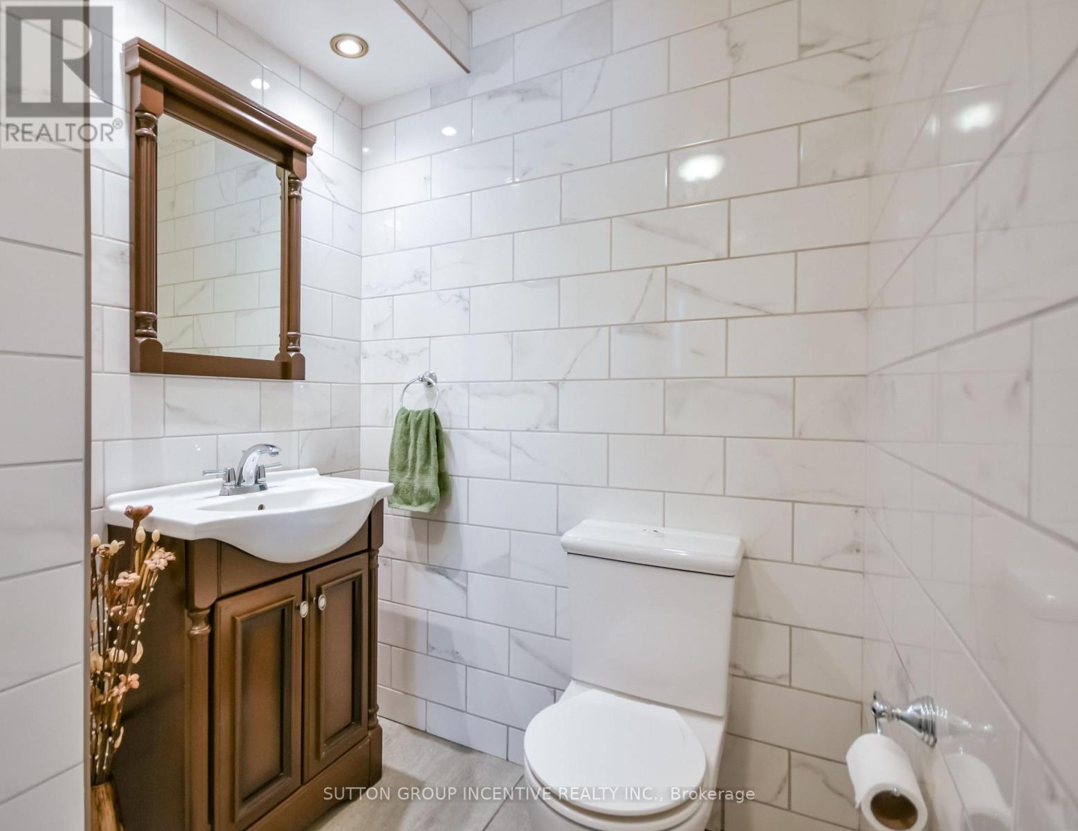 355 Zoo Park Road, Wasaga Beach, Ontario  L9Z 1S7 - Photo 13 - S12966276