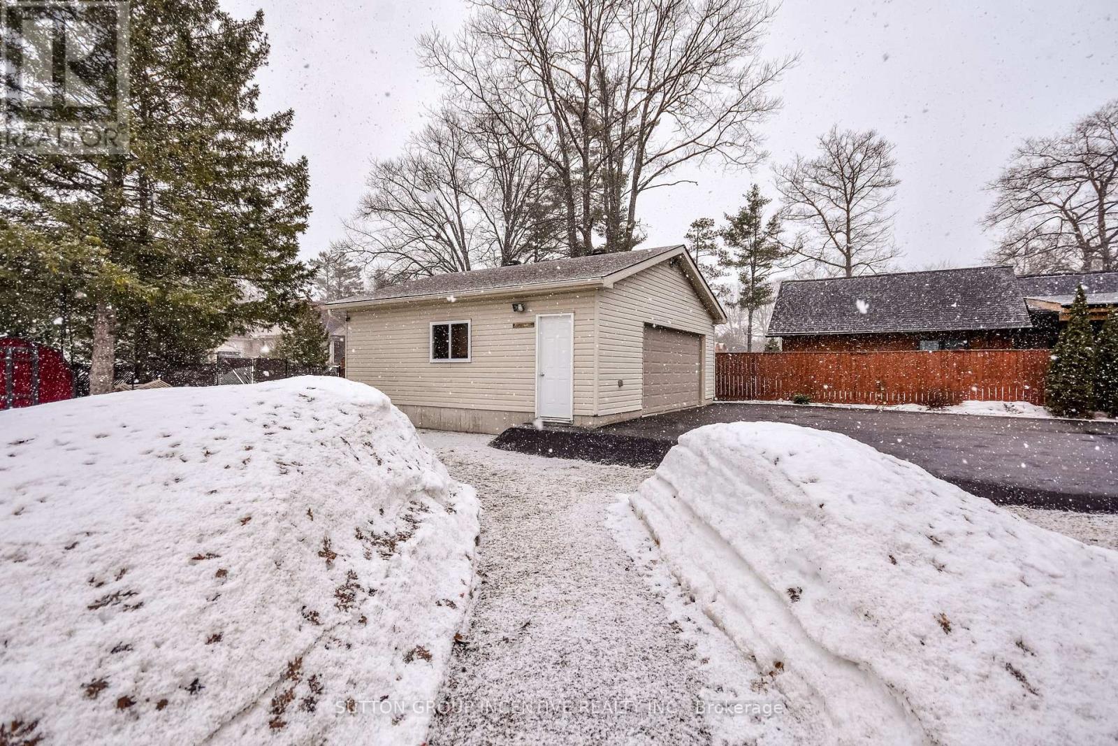 355 Zoo Park Road, Wasaga Beach, Ontario  L9Z 1S7 - Photo 34 - S12966276