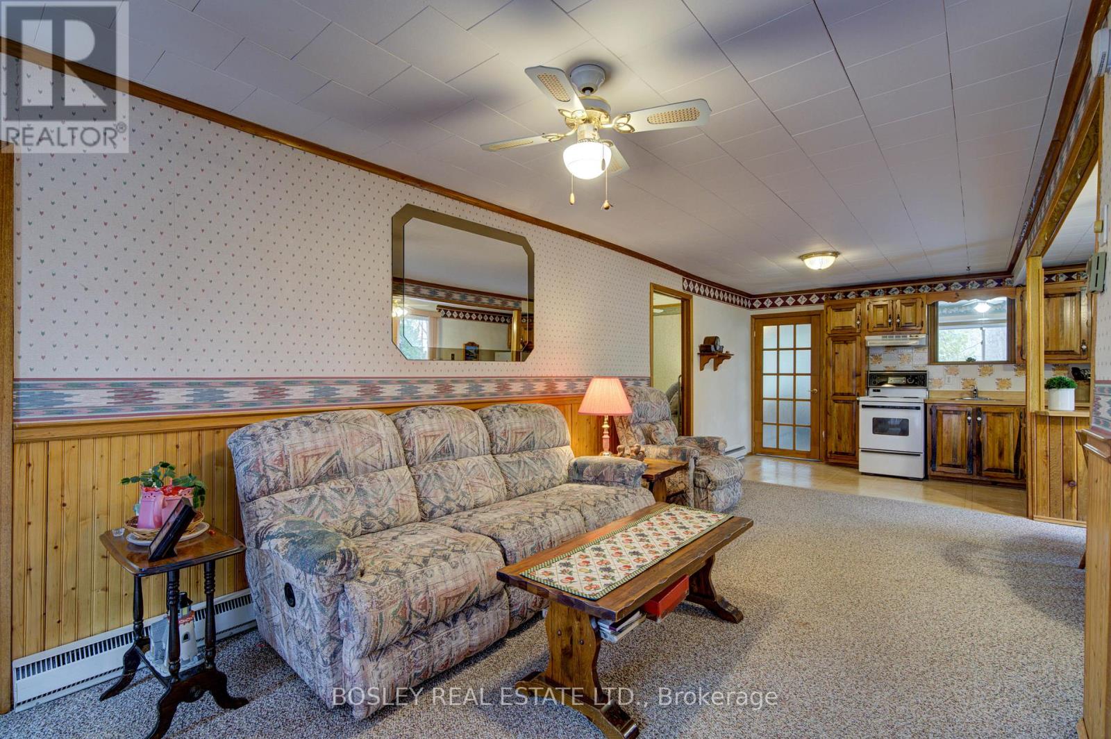 310 Tiny Beaches Road S, Tiny, Ontario  L0L 2J0 - Photo 32 - S12966378