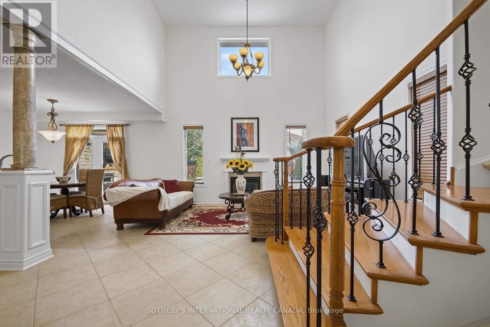 12 Parisian Crescent, Barrie (Innis-Shore), Ontario  L4N 0Y9 - Photo 8 - S12966496