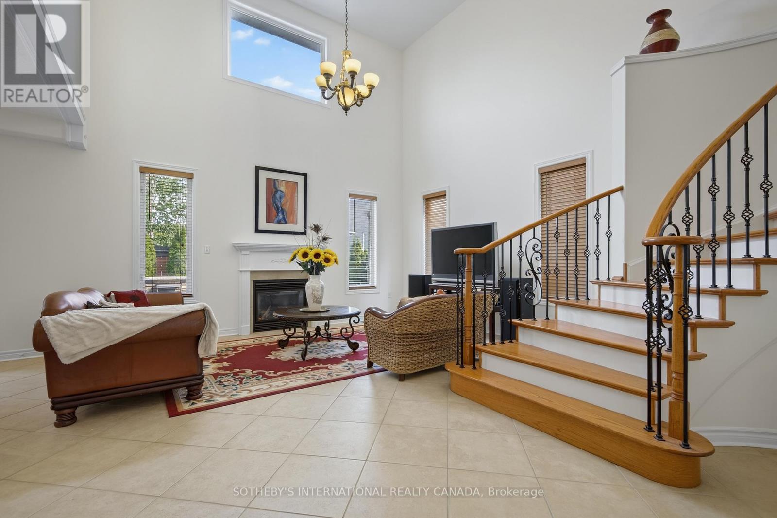 12 Parisian Crescent, Barrie (Innis-Shore), Ontario  L4N 0Y9 - Photo 9 - S12966496