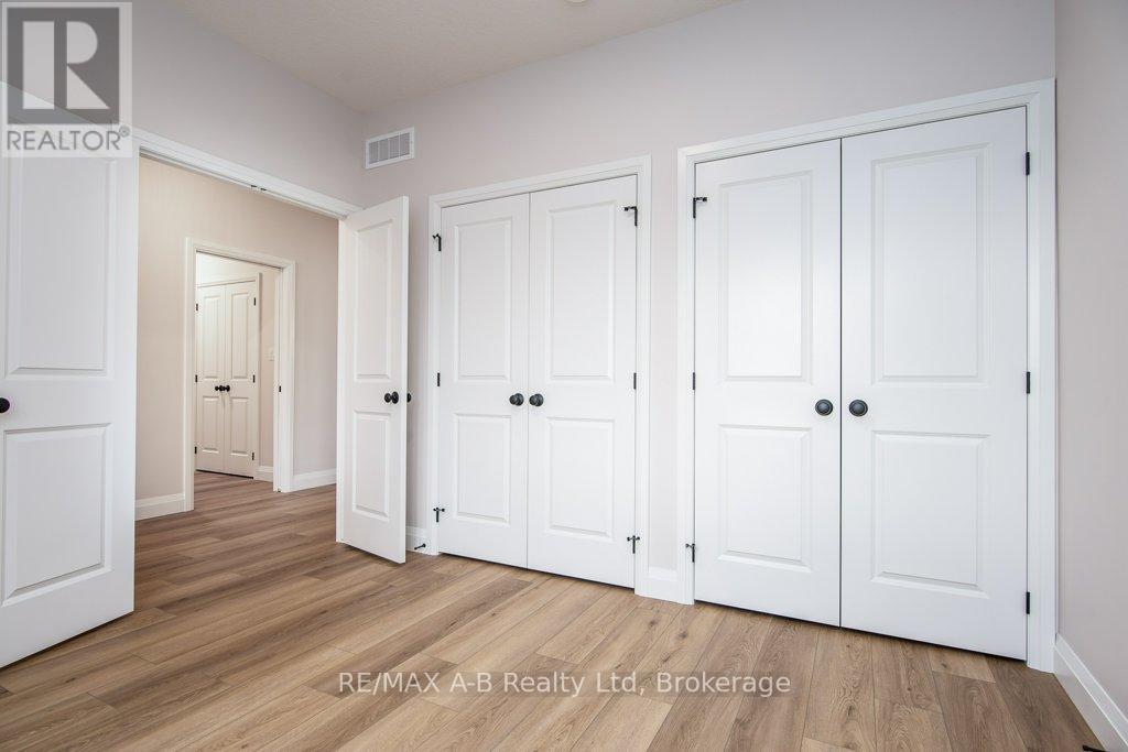 Unknown Address, ,    - Photo 34 - X12576886