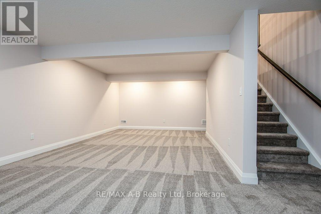 Unknown Address, ,    - Photo 36 - X12576886