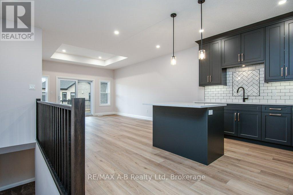 Unknown Address, ,    - Photo 10 - X12576886