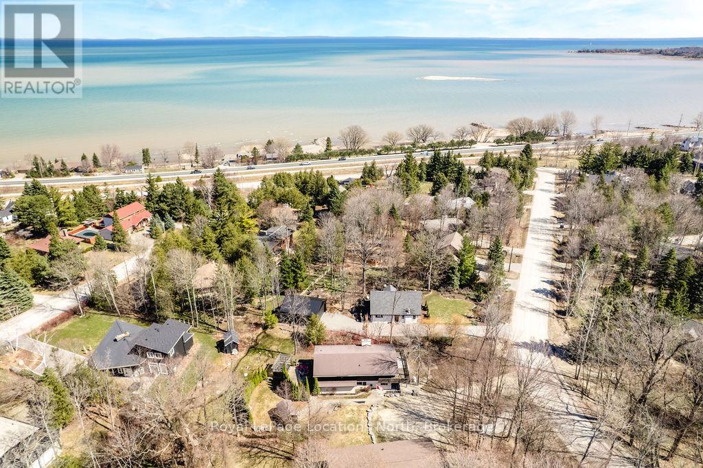 138 St Moritz Crescent, Blue Mountains, Ontario  L9Y 0S6 - Photo 44 - X12963722