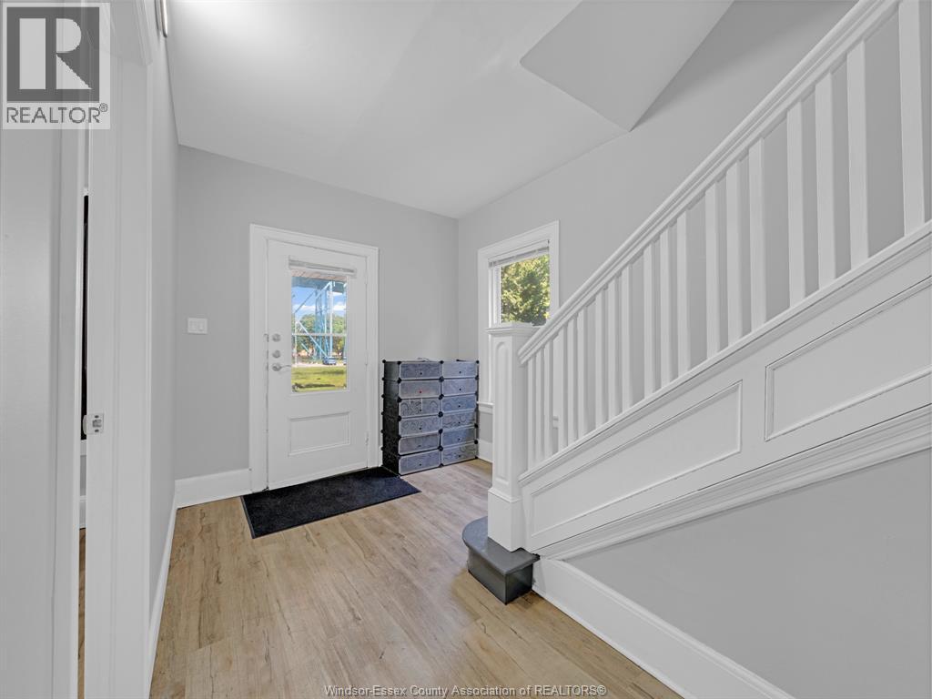 353 Indian Road Unit# Lower, Windsor, Ontario  N9E 2M1 - Photo 5 - 26007032