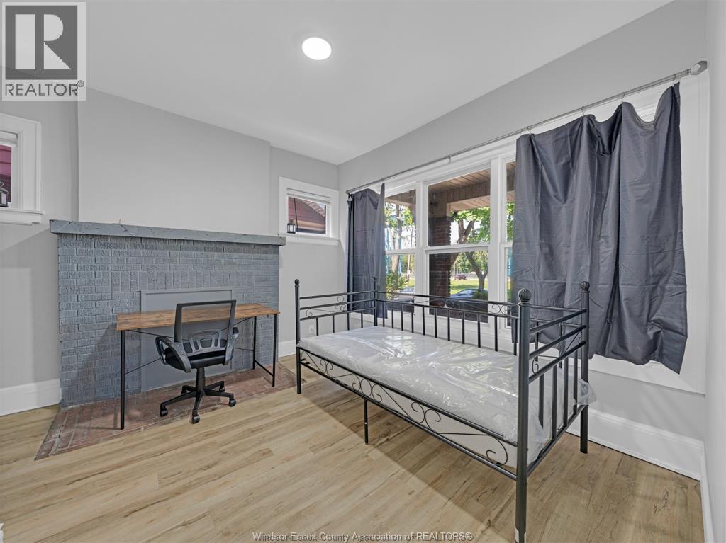 353 Indian Road Unit# 3, Windsor, Ontario  N9E 2M1 - Photo 6 - 26007030