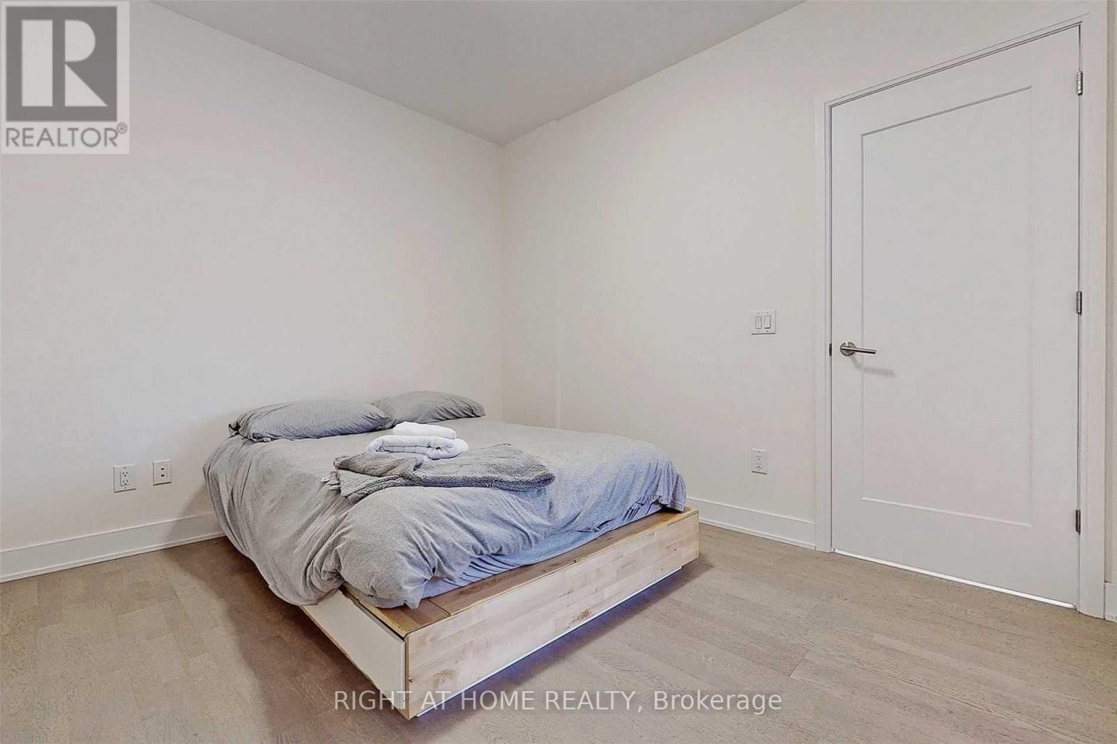 408 - 88 Cumberland Street, Toronto, Ontario  M5R 1A3 - Photo 15 - C12964378