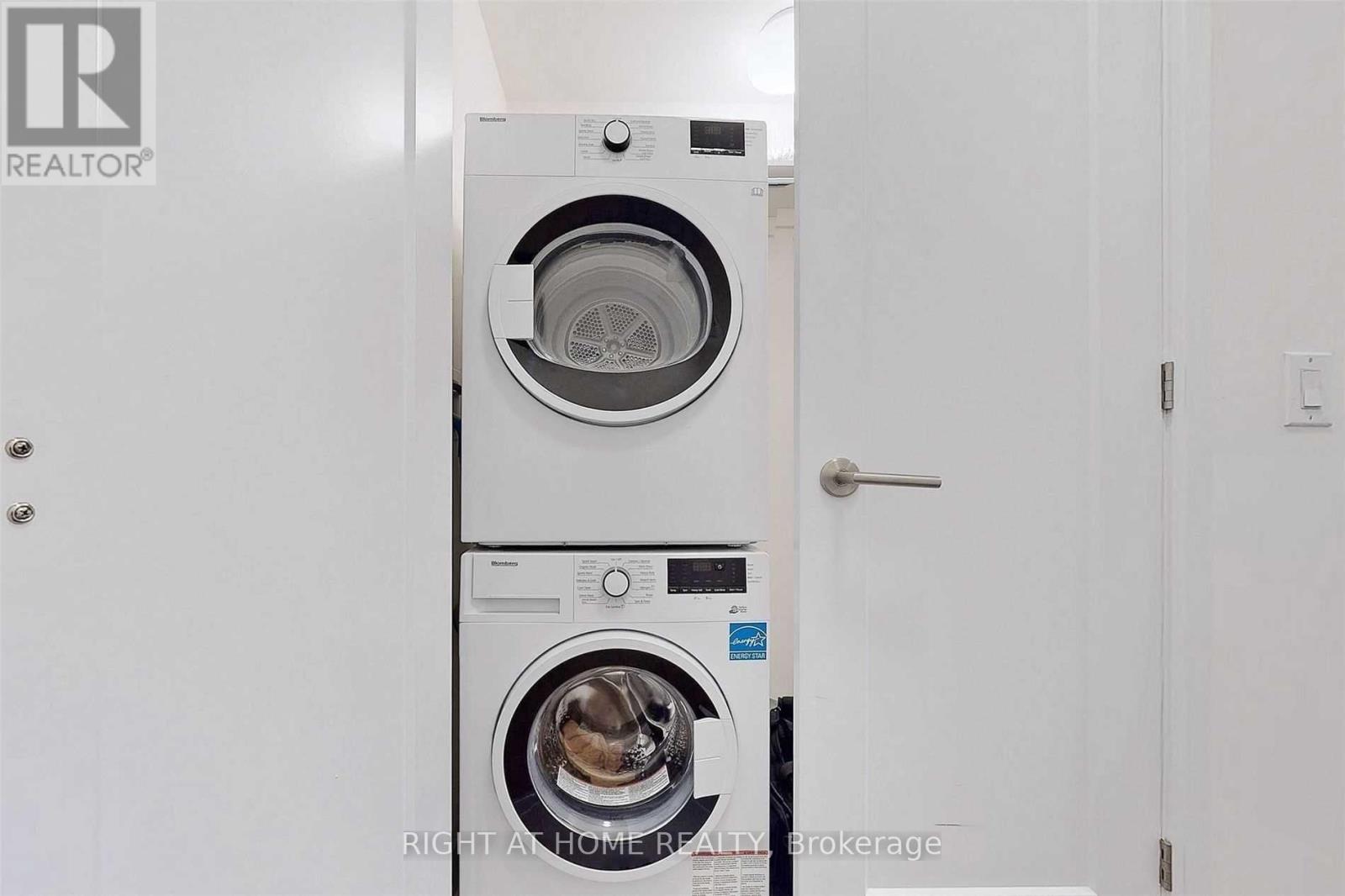 408 - 88 Cumberland Street, Toronto, Ontario  M5R 1A3 - Photo 19 - C12964378