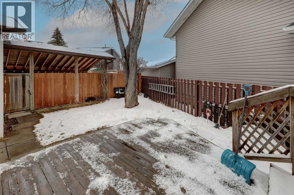 16 Martingrove Mews NE, Calgary, Alberta  T3J 2S9 - Photo 29 - A2299620