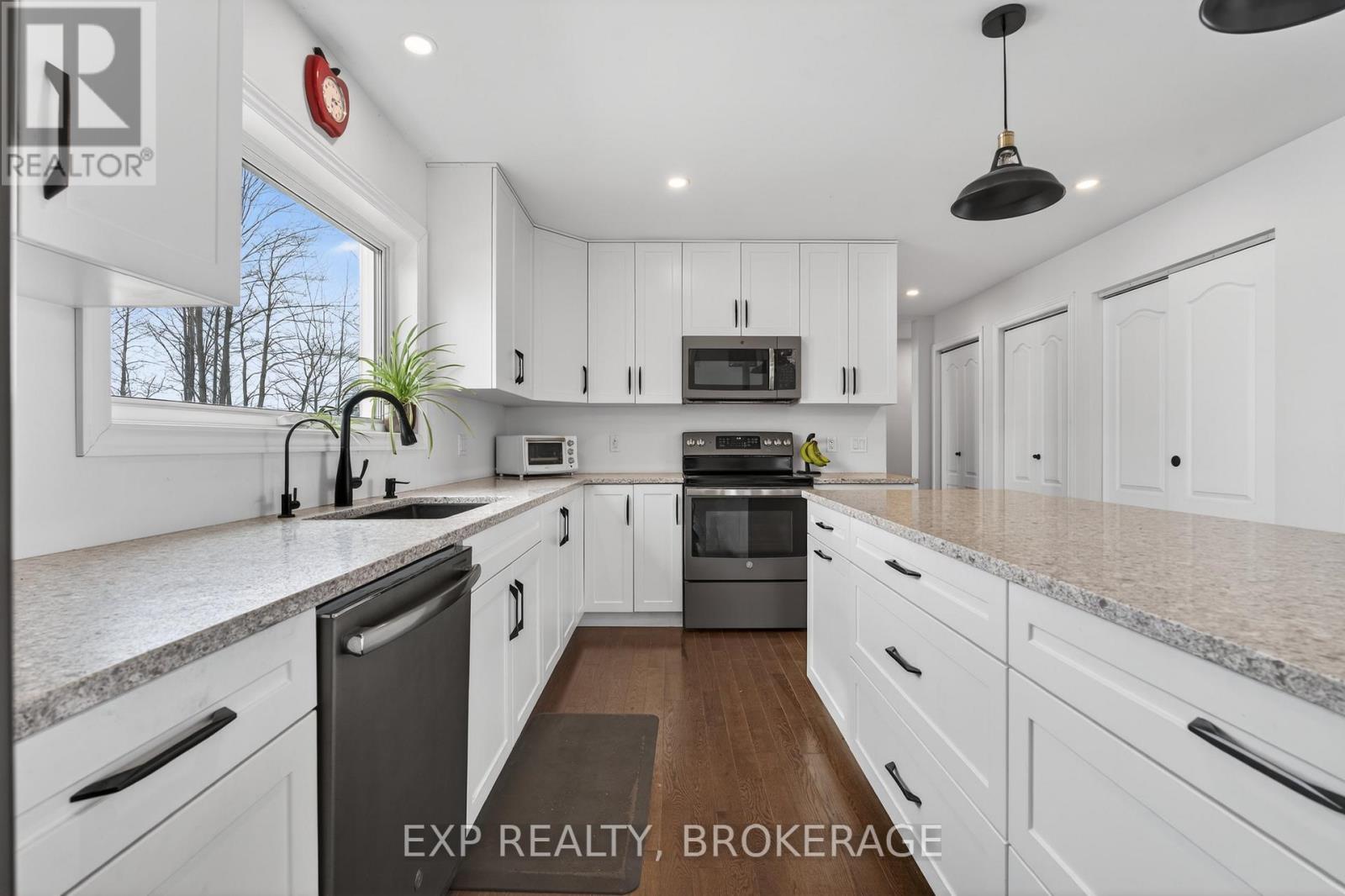 3855 Hideaway Lane, Frontenac, Ontario  K0H 1H0 - Photo 6 - X12927960