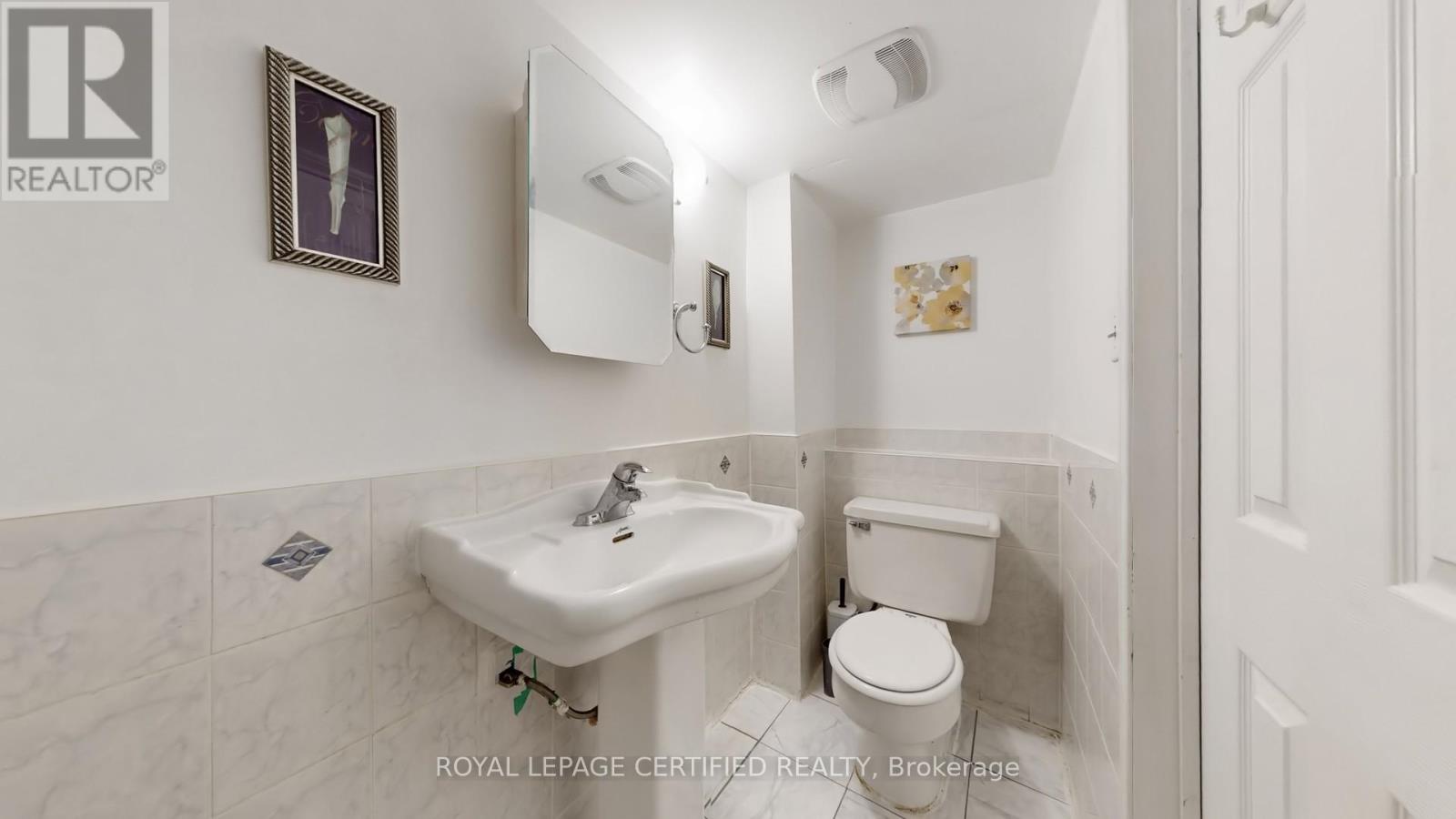 99 Huntingwood Crescent, Brampton, Ontario  L6S 1S5 - Photo 32 - W12966224