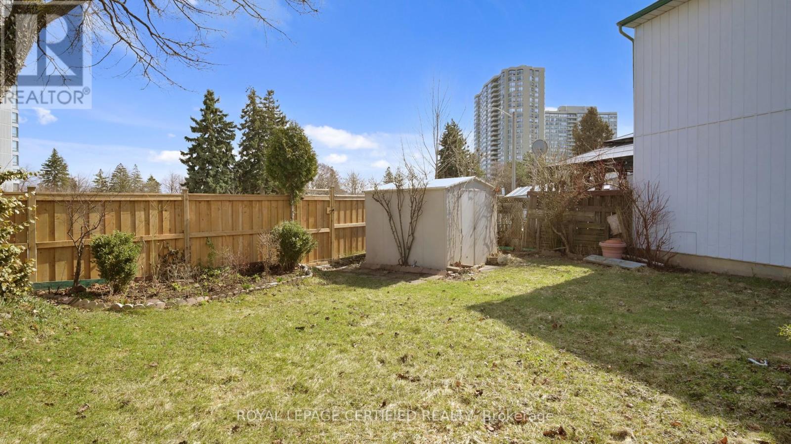 99 Huntingwood Crescent, Brampton, Ontario  L6S 1S5 - Photo 38 - W12966224