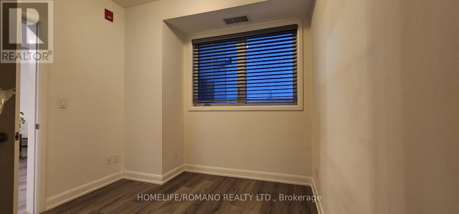 411 - 385 Osler Street, Toronto, Ontario  M6N 0B2 - Photo 13 - W12966240