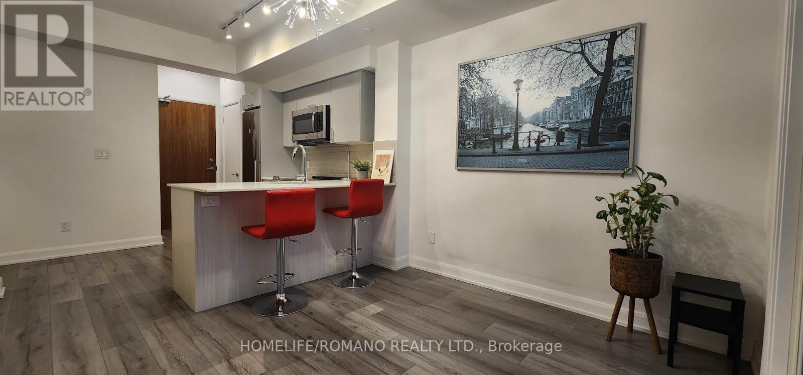 411 - 385 Osler Street, Toronto, Ontario  M6N 0B2 - Photo 6 - W12966240