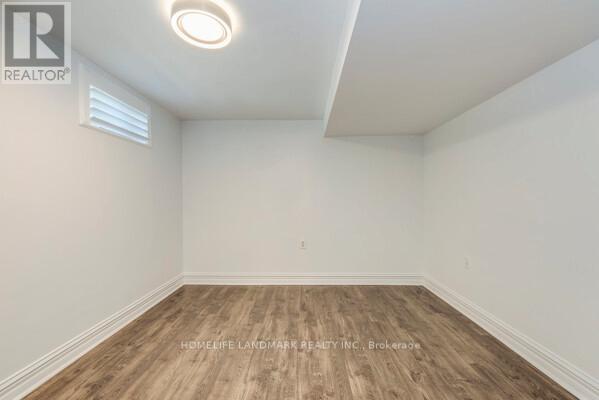 538 Fourth Line, Oakville, Ontario  L6L 5A7 - Photo 14 - W12966248