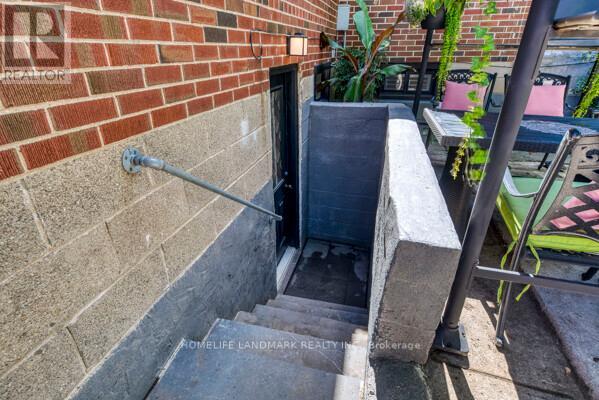 538 Fourth Line, Oakville, Ontario  L6L 5A7 - Photo 22 - W12966248