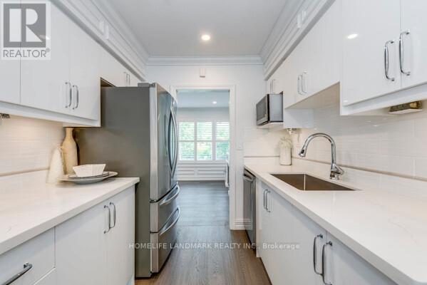 538 Fourth Line, Oakville, Ontario  L6L 5A7 - Photo 5 - W12966248