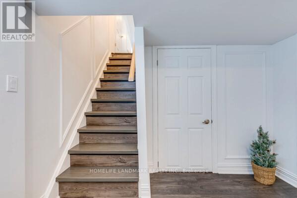 538 Fourth Line, Oakville, Ontario  L6L 5A7 - Photo 6 - W12966248